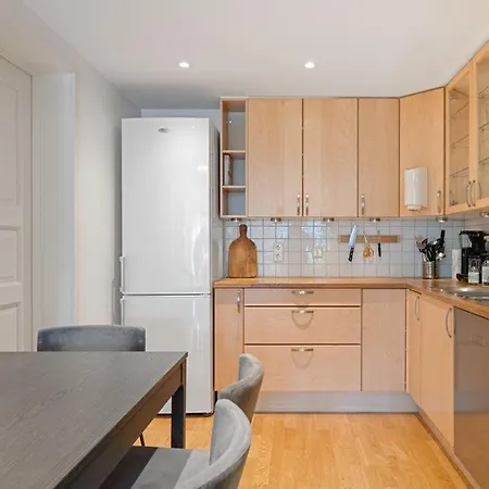 W Balcony * برغن